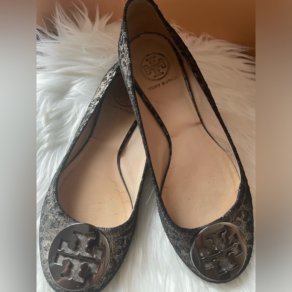 Tory Burch Reva Ballet Flats Shoes Powder Metallic Cheetah With Bag Size 7.5 - Picture 5 of 8